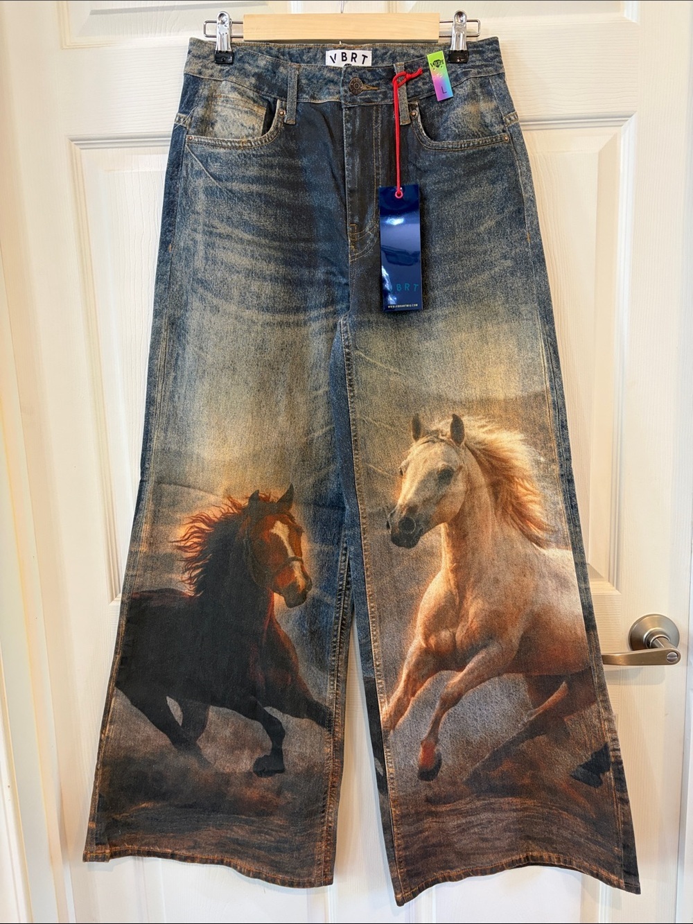 VBRT NWT Blue Wide-Leg Jeans White & Dark Horse digital Print Artwork